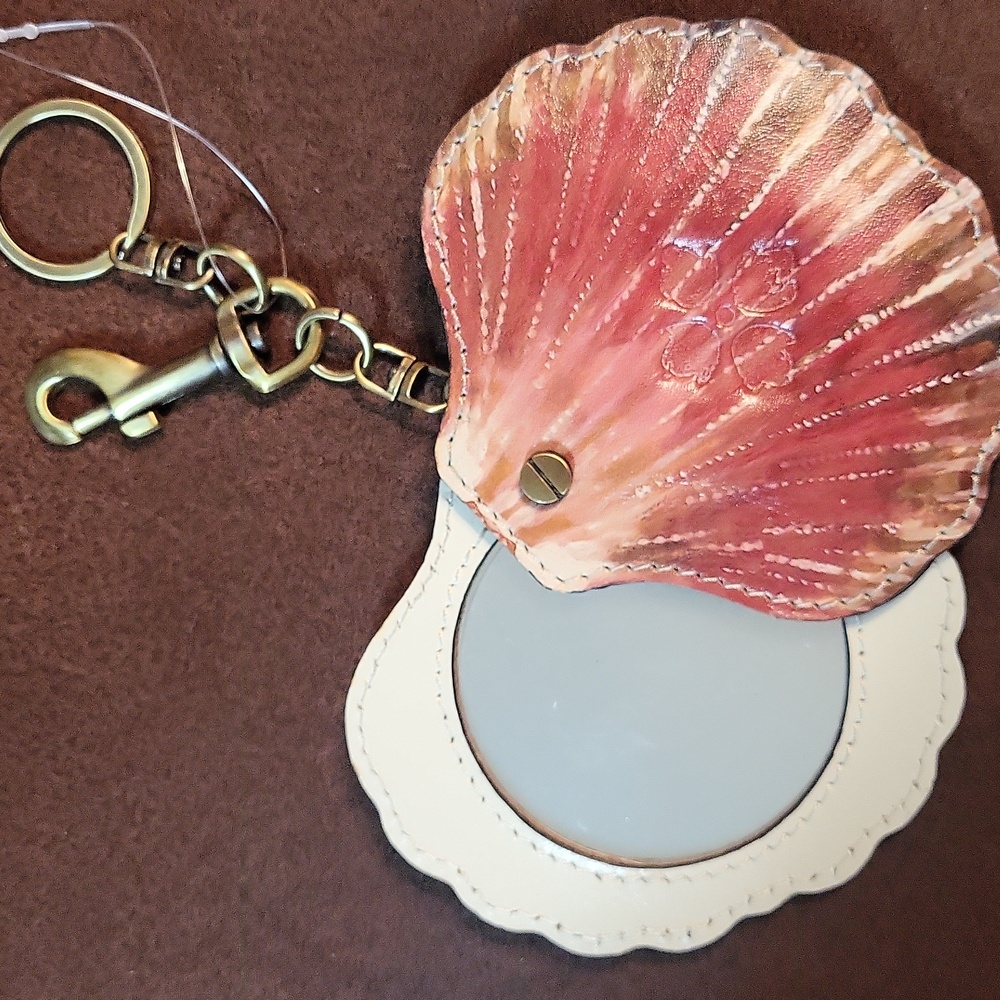 Patricia Nash Shell Mirror Key Fob Charm - Picture 2 of 10
